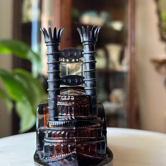 Vintage Avon Side Wheeler Tai Winds After Shave Cologne Decanter Glass Bottle - Picture 9 of 12